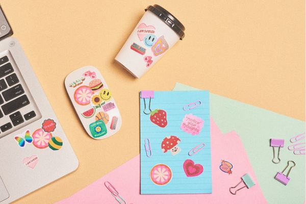 Mẫu gợi ý vẽ sticker đồ ăn cute đơn giản