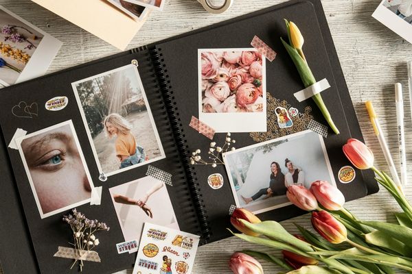Sử dụng ảnh nhãn dán cute